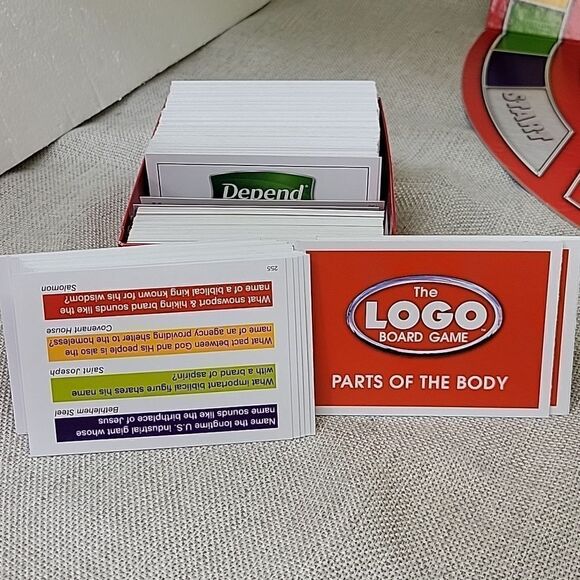 THE LOGO BOARD GAME   THE BRANDS YOU LOVE  SPINMASTER GAMES   Complete  ages 12+ - Picture 5 of 6